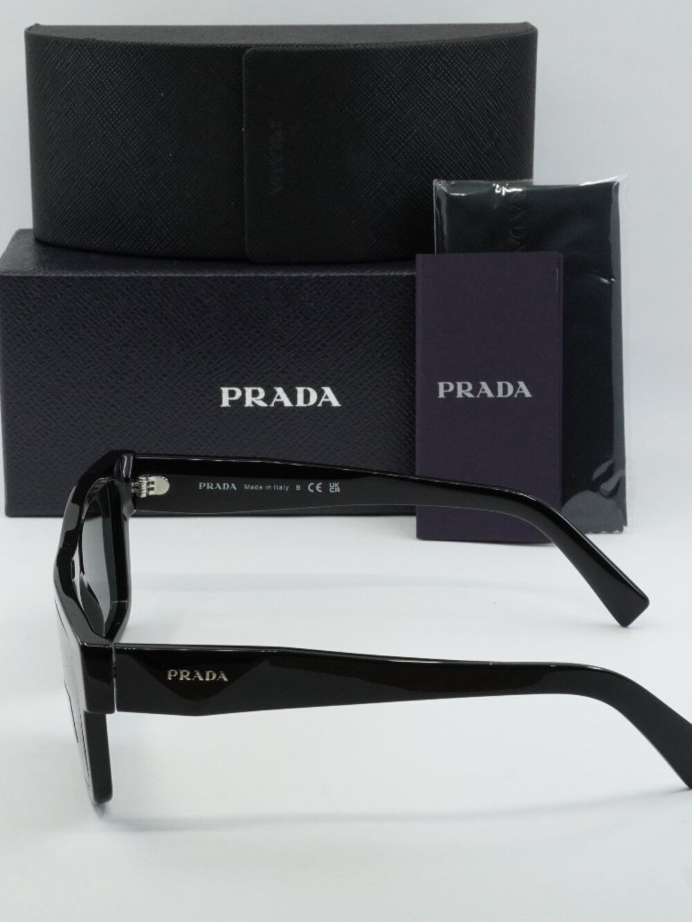 Prada PR19WS 1AB5S0 Rectangle Sunglasses – Black\Grey - Picture 10 of 10